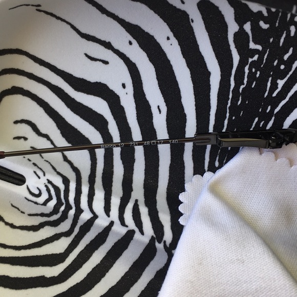 Roberto cavalli 100% Authentic - Picture 7 of 7